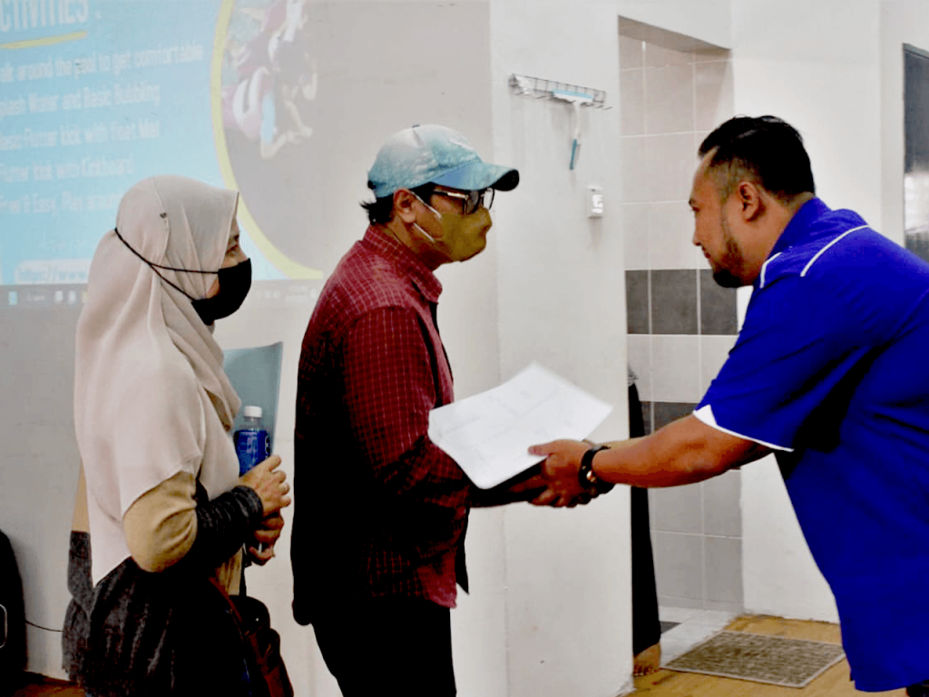 5a830f83 3480 433d 81b1 49fb165436bb 9